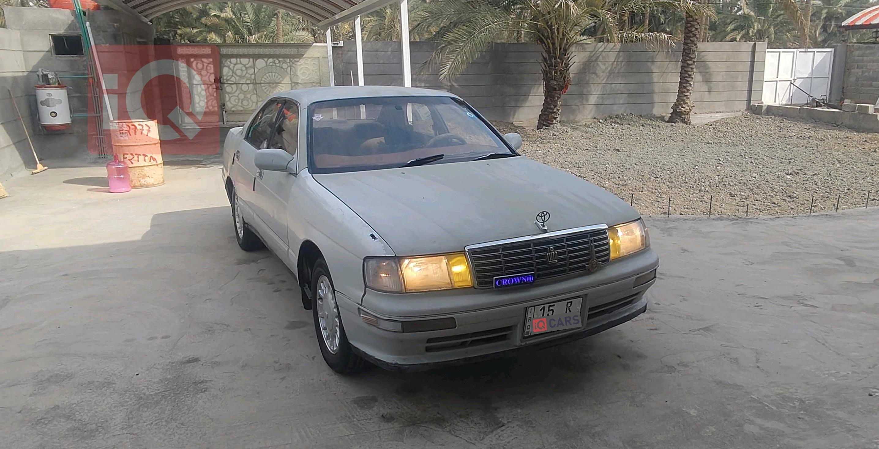 تۆیۆتا کراون